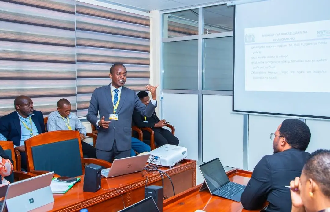 Afisa Mtendaji Mkuu wa Mfuko wa Taifa wa Maji (NWF) Wakili Haji Nandule, akiwasilisha taarifa ya utekelezaji wa majukumu ya Mfuko wa Taifa wa Maji